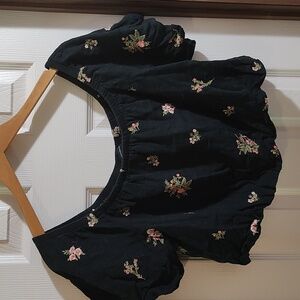 Cropped Puff sleeve AE